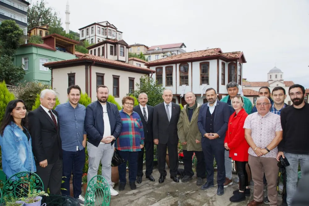  Vali Erol, Gazeteciler İle Bir Araya Geldi