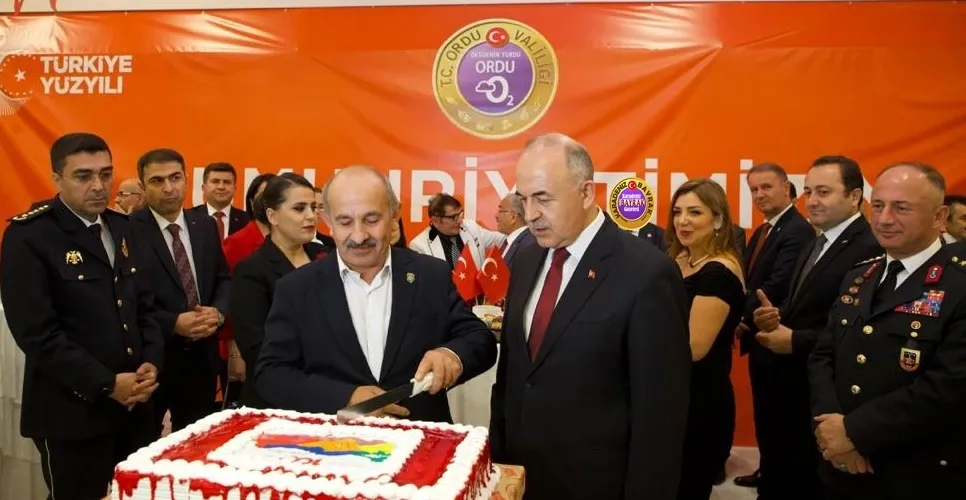 Cumhuriyet Resepsiyonu Yapıldı 