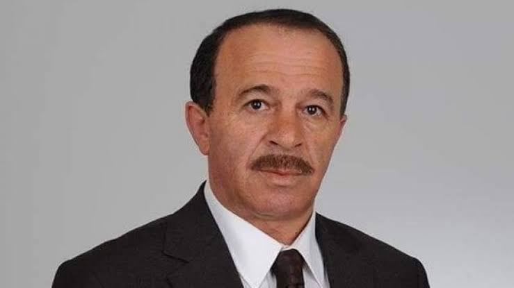 AK Parti Meclis Üyesi Ahmet Hülür partisinden istifa etti. 