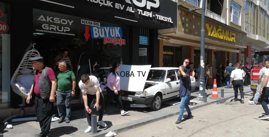 Trafik kazası 2 yaralı