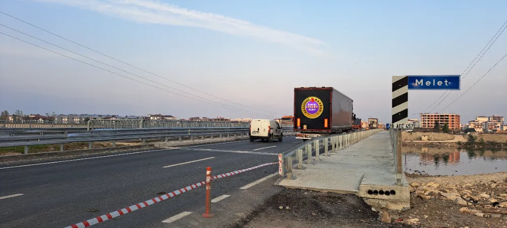 MELET KÖPRÜSÜ ÇİFT YÖNLÜ TRAFİĞE AÇILDI