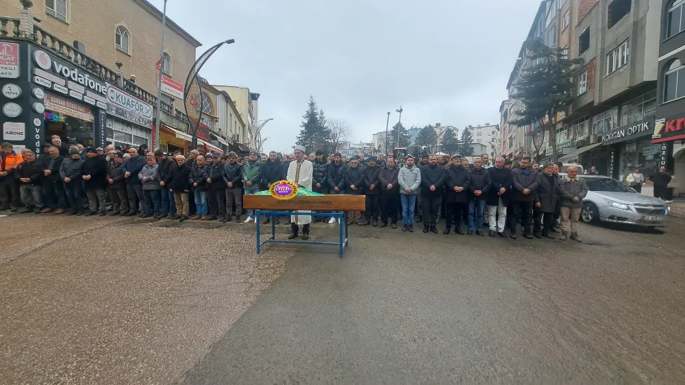                                                            Mustafa Silme Son Yolculuğuna Uğurlandı