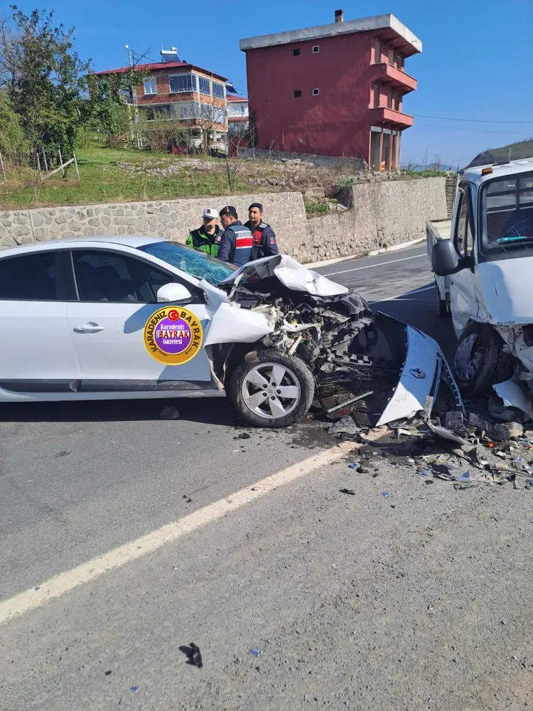 Ordu Ulubey Yolunda Trafik Kazası: 2 Yaralı