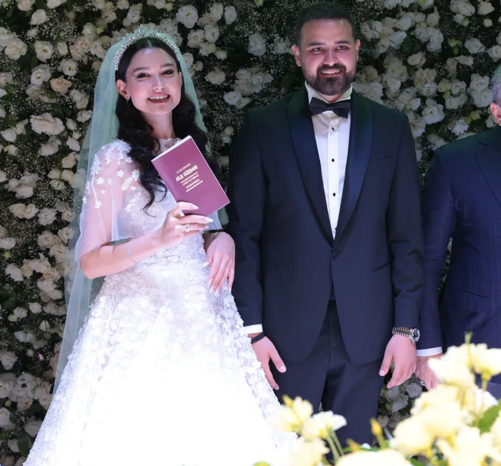 Aytuğ Yılmaz ile Elif Yalçın dünya evine girdi